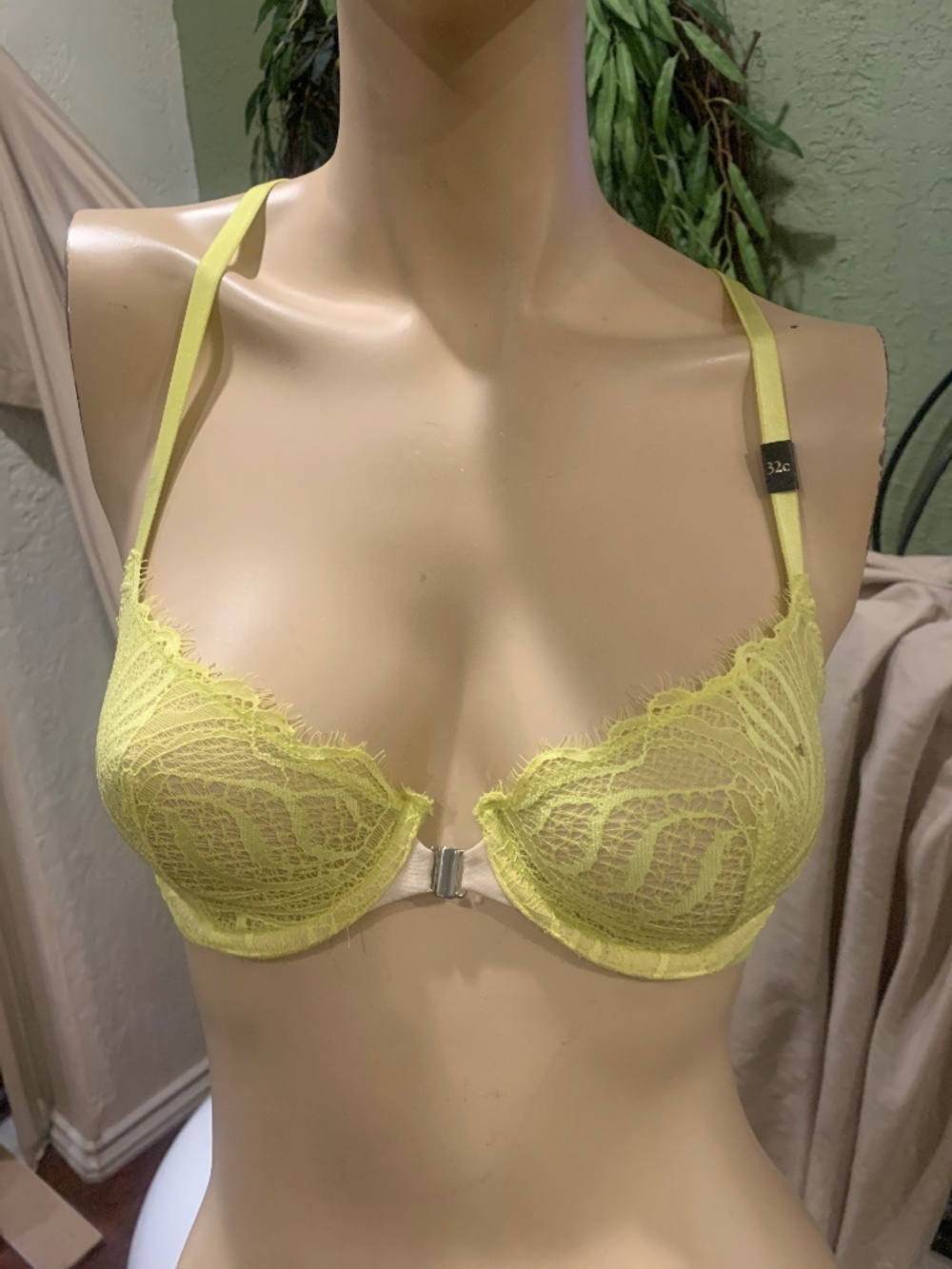 Victoria Secret racer back bra